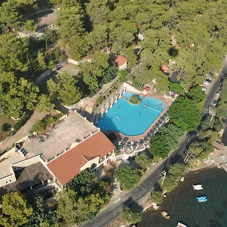 Üdülőközpont Club Nimara 4*